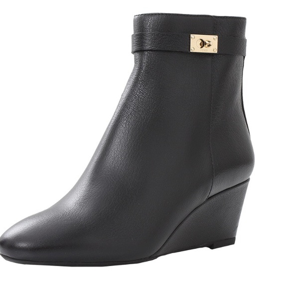 fendi black leather ankle boots